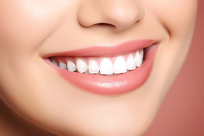 تصویر لارج فرمت لبخند زیبا خانم