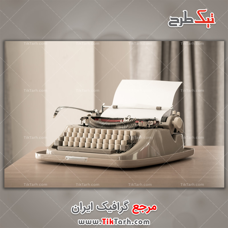 دانلود تصویر لارج فرمت دستگاه تایپ قدیمی