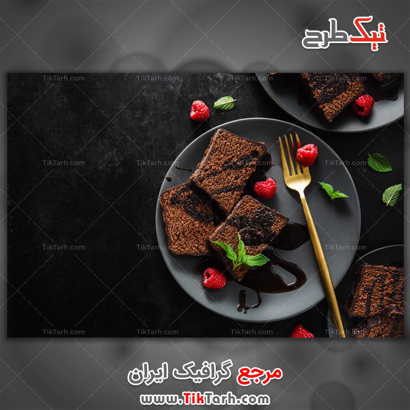 عکس لارج فرمت بشقاب کیک و تمشک