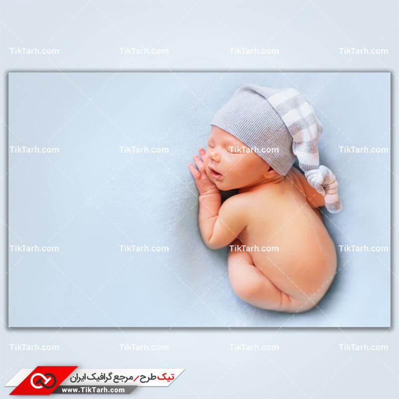 دانلود تصویر با کیفیت کودک خوابیده با کلاه