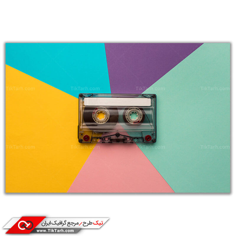 تصویر لارج فرمت نوار کاست با برچسب سفید