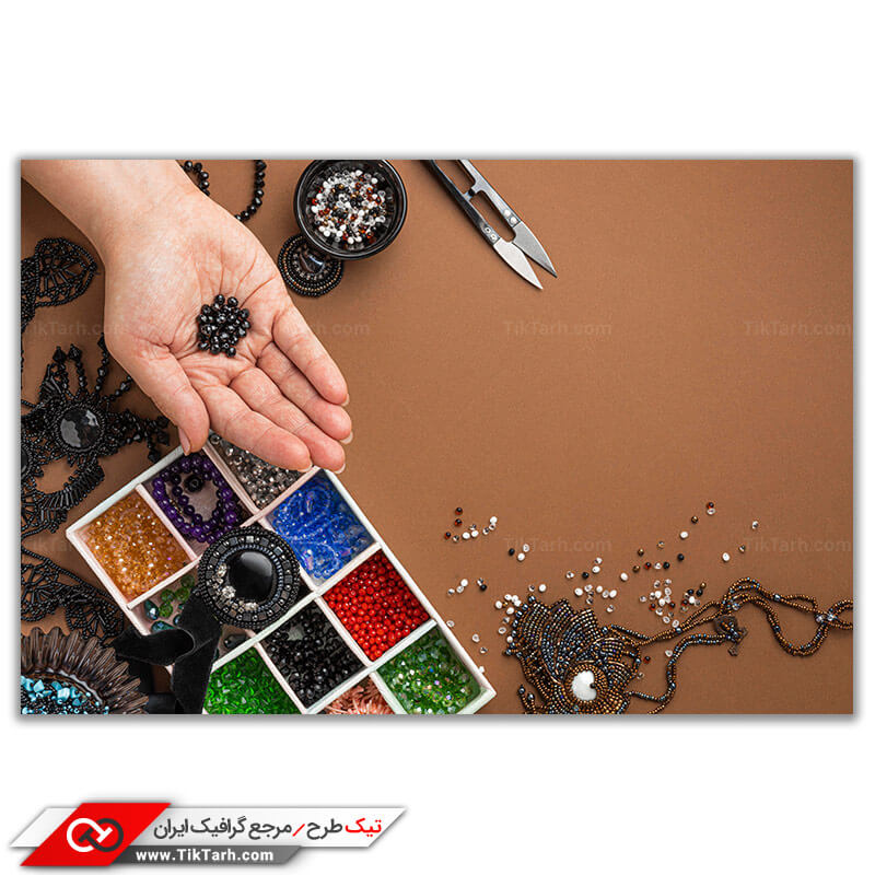 تصویر باکیفیت نمایش لوازم منجوق دوزی