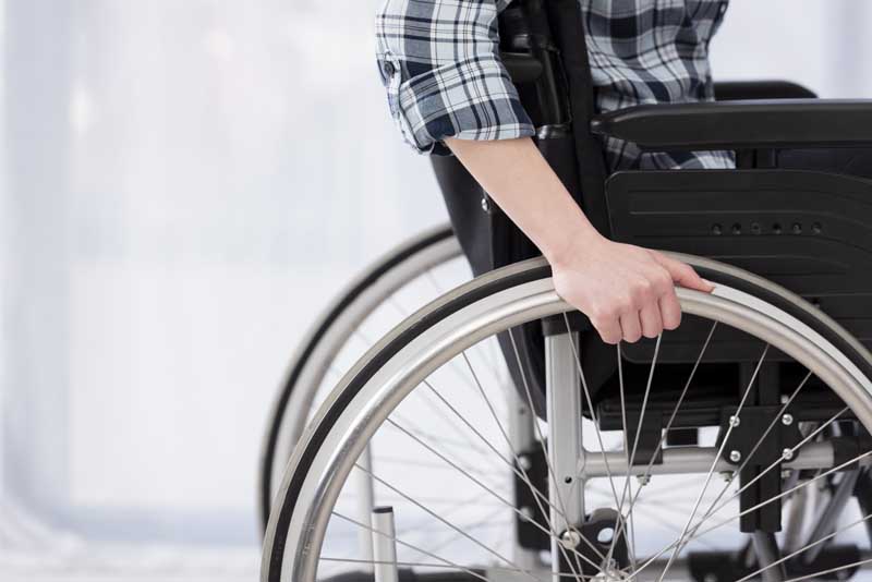 عکس باکیفیت صندلی چرخدار