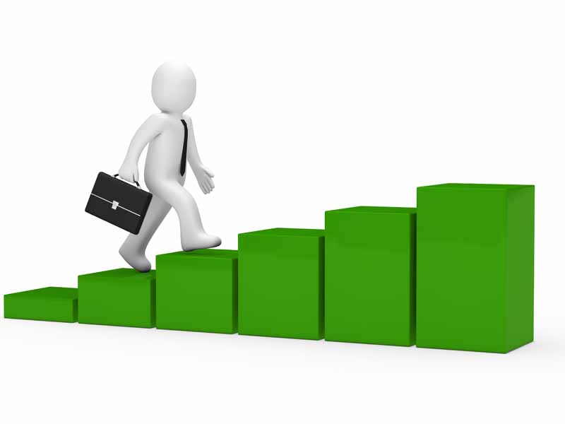عکس سه بعدی آدمک روی مسیر پیشرفت