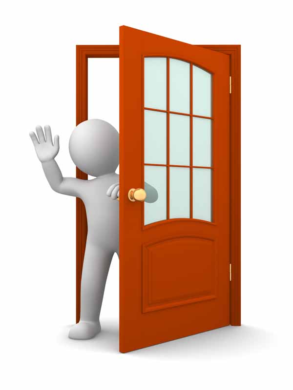 عکس باز کردن در توسط آدمک