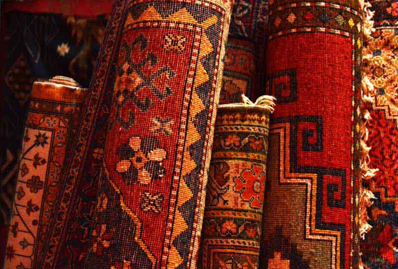 تصویر باکیفیت فرش های دست بافت سنتی
