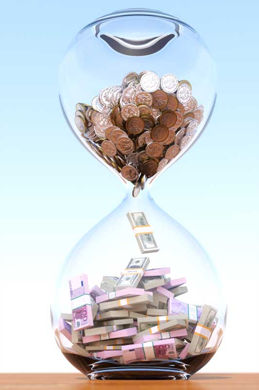 دانلود عکس با کیفیت ساعت شنی با سکه و اسکناس