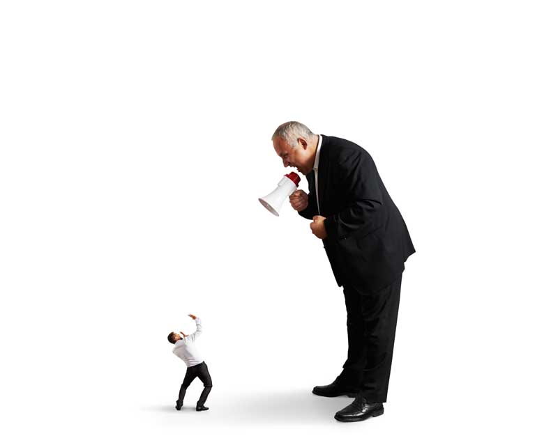 دانلود عکس لارج فرمت رئیس بد اخلاق