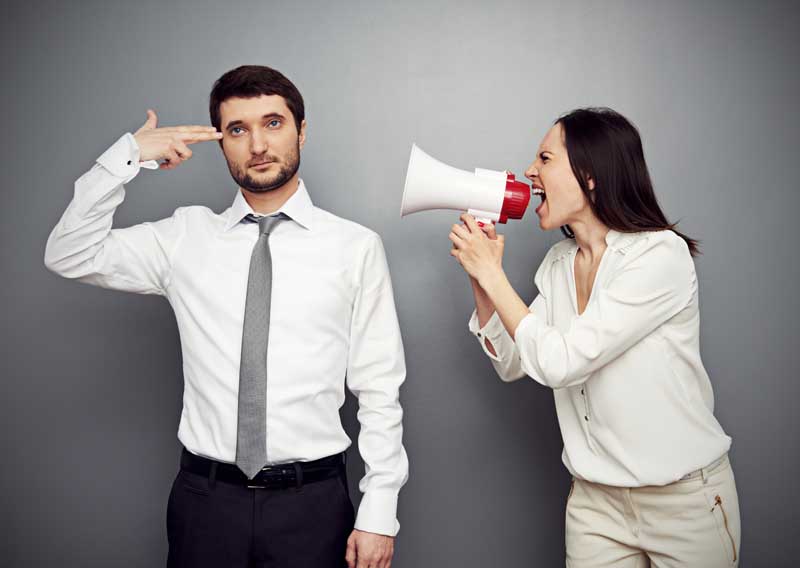 دانلود عکس لارج فرمت رئیس بد اخلاق