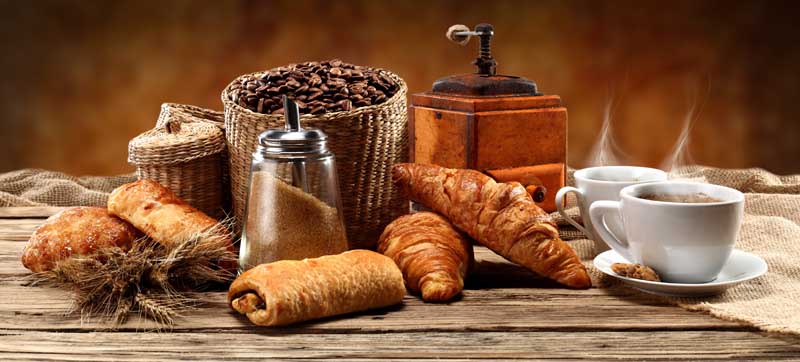 دانلود عکس زیبا از قهوه و نان و سمبل وشکر قرمز