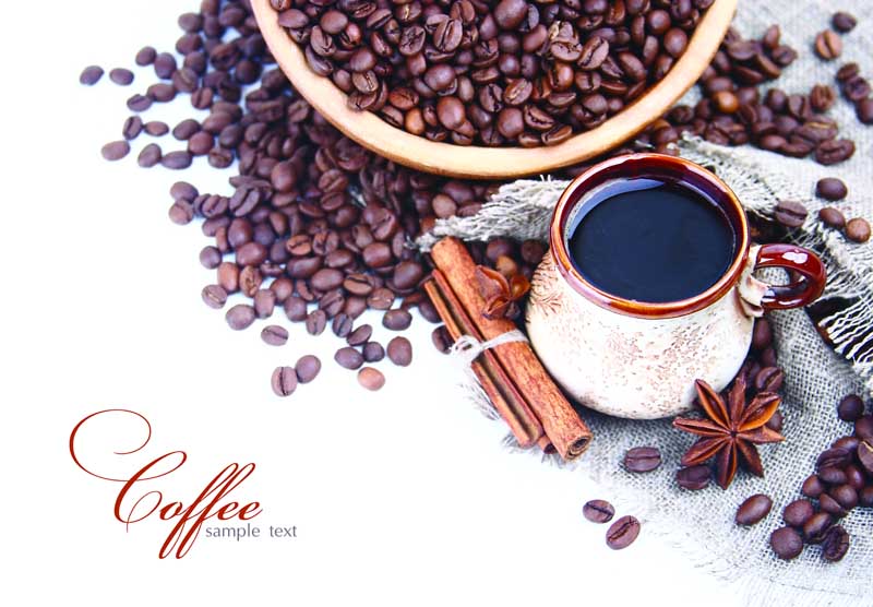 عکس لارج فرمت از فنجان سرامیکی و قهوه