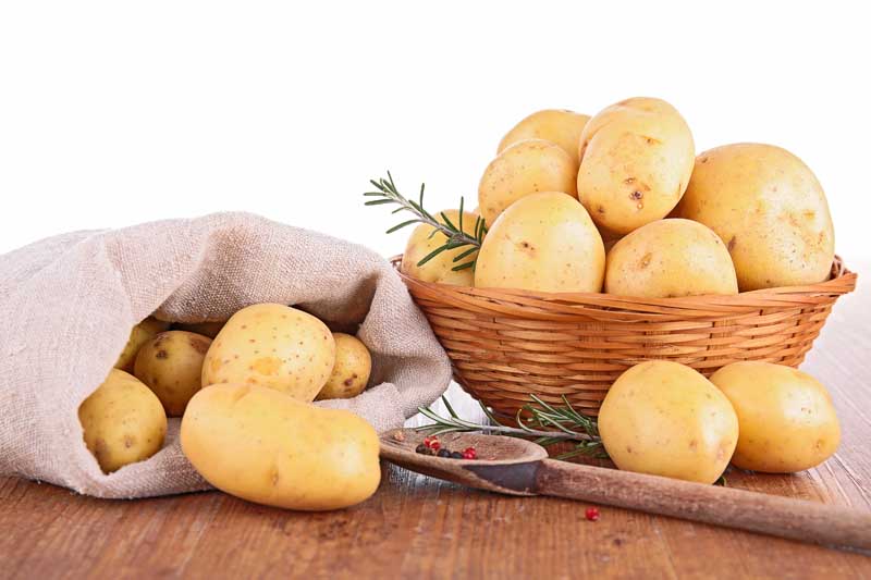 عکس زیبا از سیب زمینی در سبد