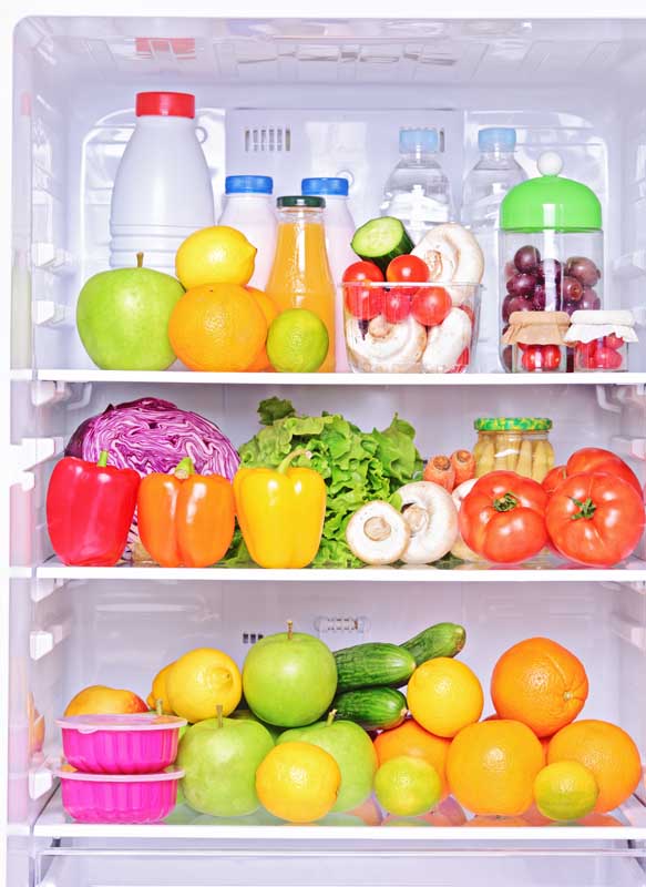 عکس از نمای داخل یخچال