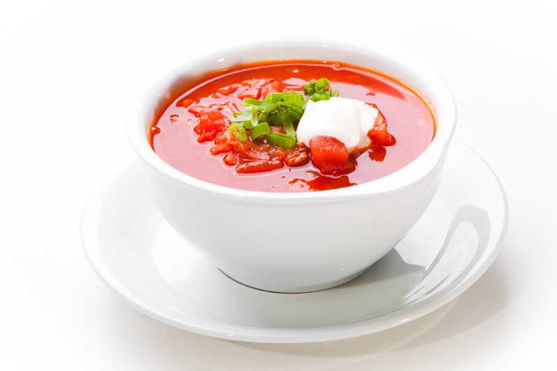 تصویر زیبا از آب گوجه در فنجان