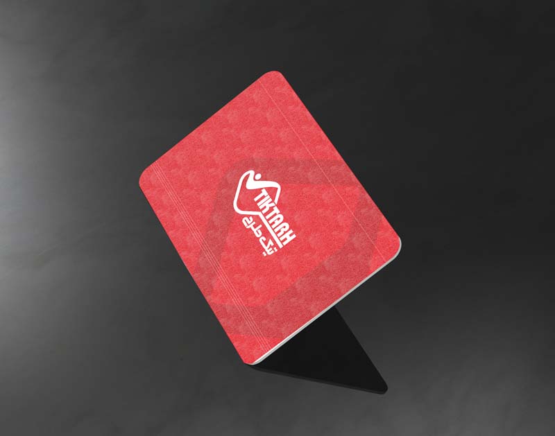 موکاپ کارت ویزیت با سایه