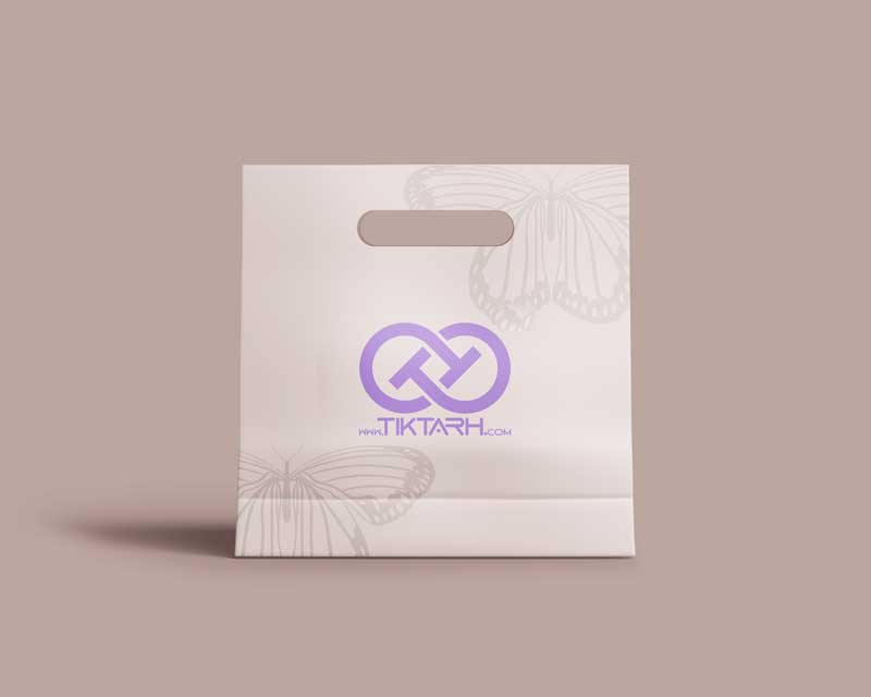 طرح موکاپ ساک خرید سفید با مارک بنفش