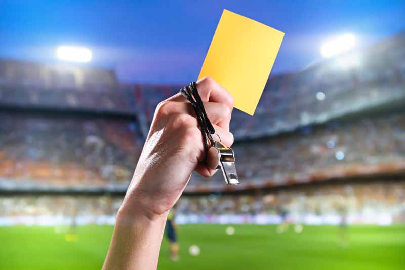 عکس با کیفیت کارت زرد در فوتبال