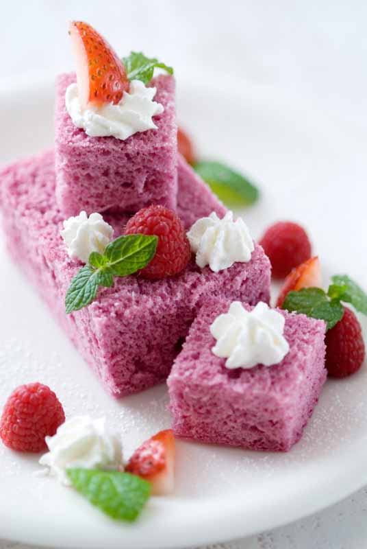 عکس گرافیکی از کیک میوه ای