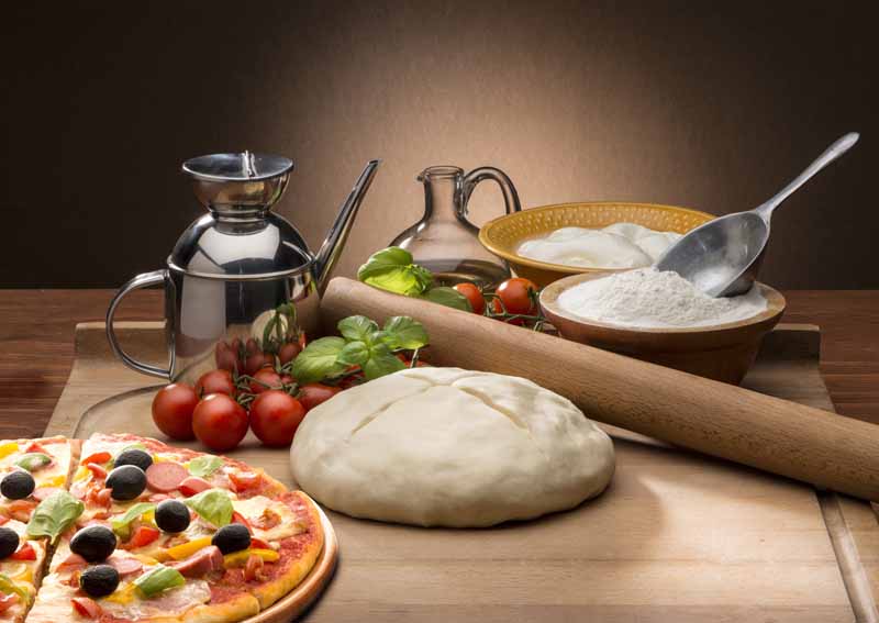 دانلود تصویر پیتزا و چانه خمیر