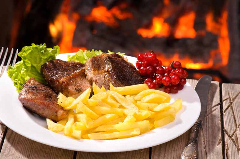 عکس لارج فرمت از استیک و زالزالک