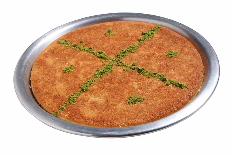 عکس با کیفیت از حلوای تزئین شده