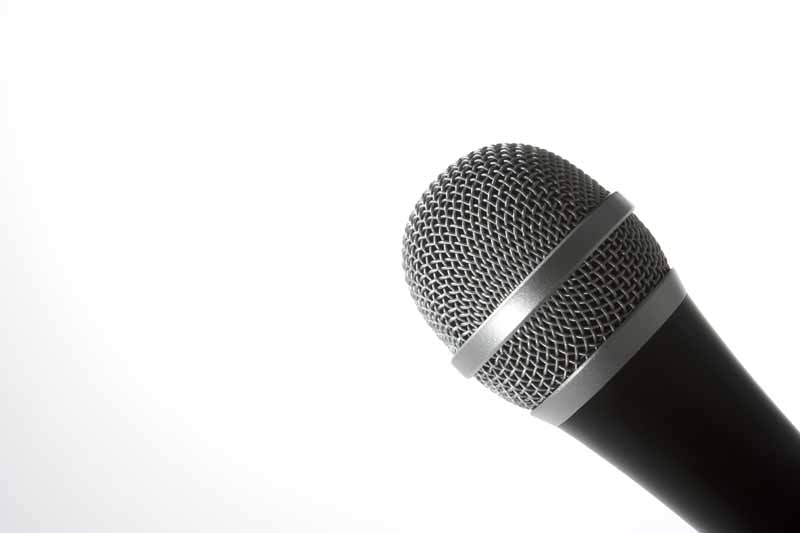 تصویر با کیفیت از میکروفون استیل