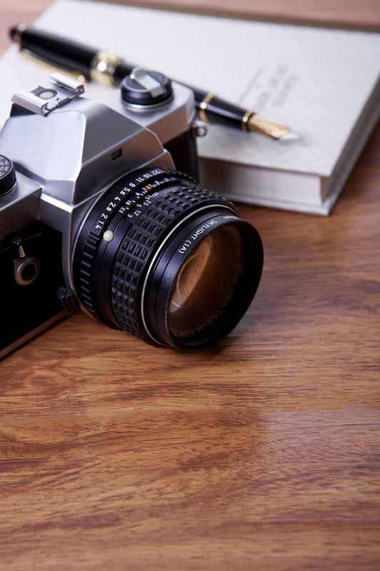 تصویر با کیفیت از دوربین عکاسی قدیمی