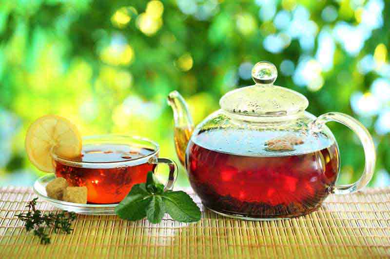 تصویر لارج فرمت از چای در قوری