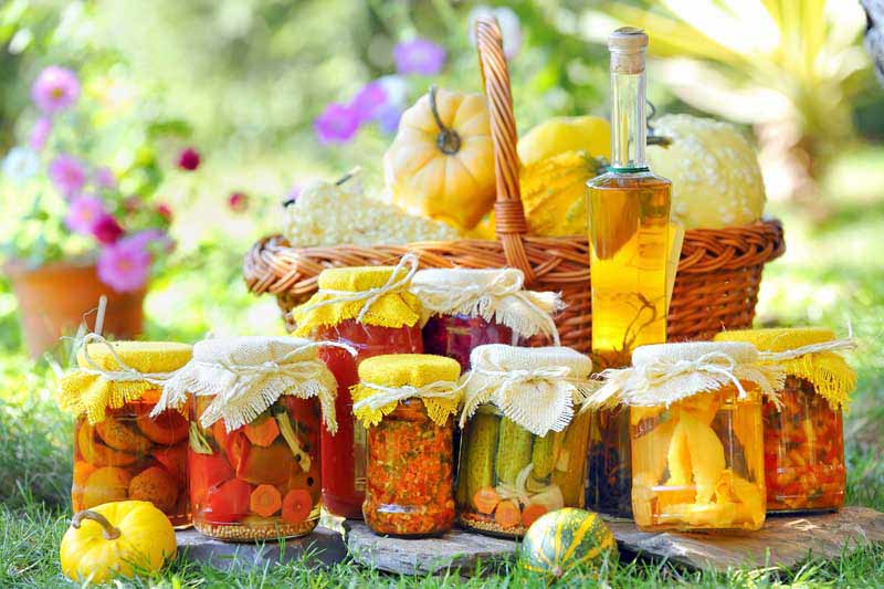 عکس با کیفیت از کنسرو مواد خوراکی