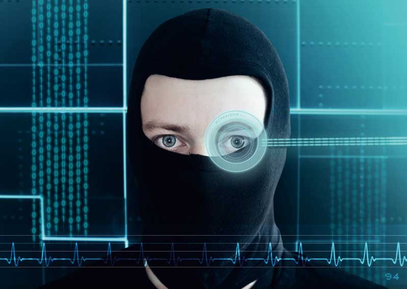 تصویر با کیفیت از هکر و اسکن چشم