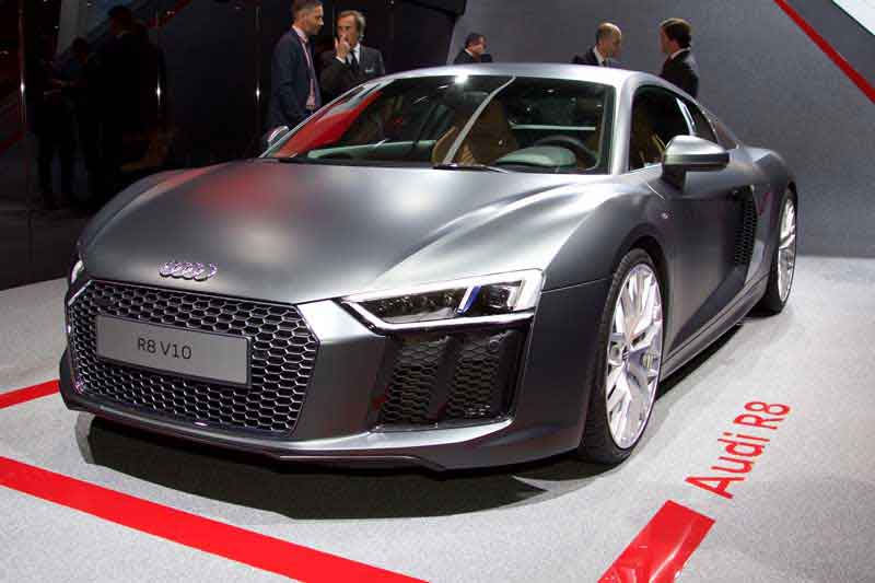 عکس با کیفیت از آئودی R8