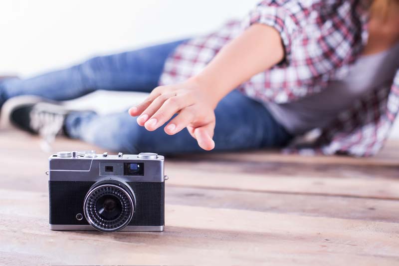 تصویر برداشتن دوربین