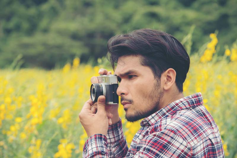 تصویر مرد عکاس
