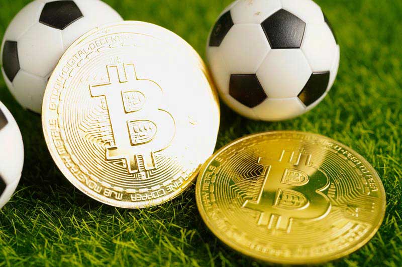 عکس لارج فرمت از توپ و بیت کوین