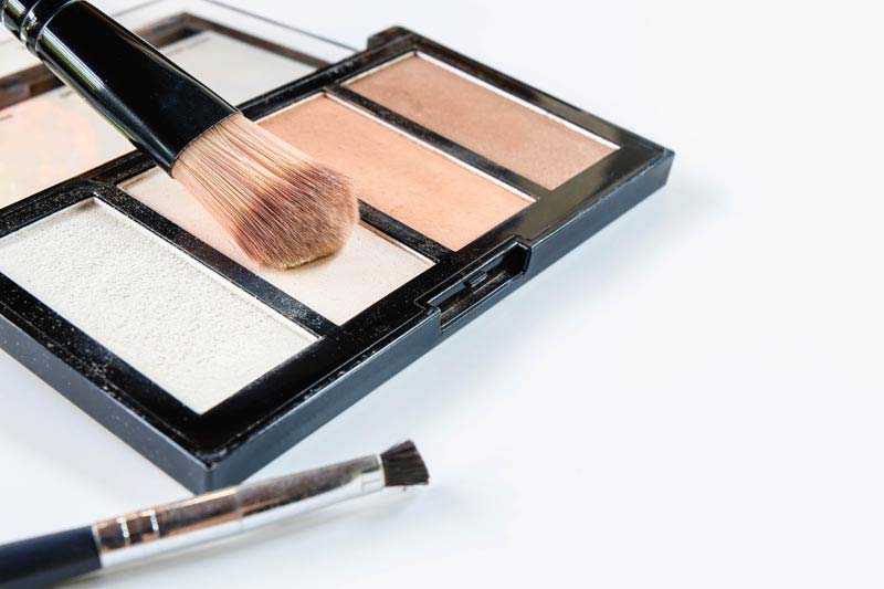 عکس لارج فرمت سایه آرایشی